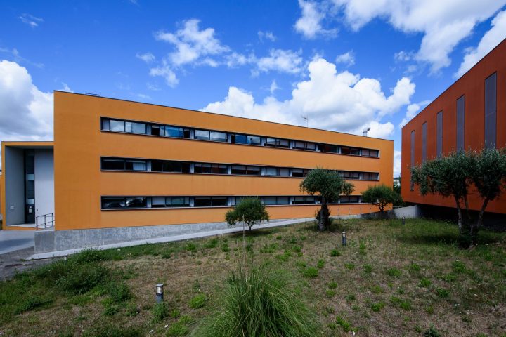 Residências dos SASIPC disponibilizam alojamento temporário até final do ano letivo
