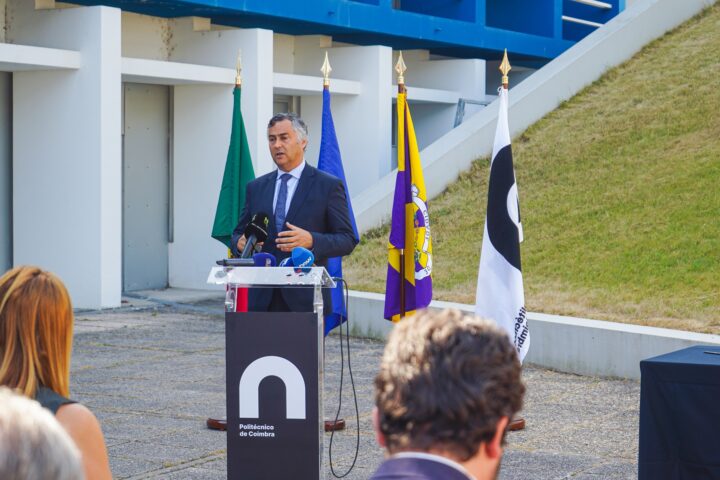 Ministro da Educação “apadrinhou” nova residência para estudantes na margem esquerda