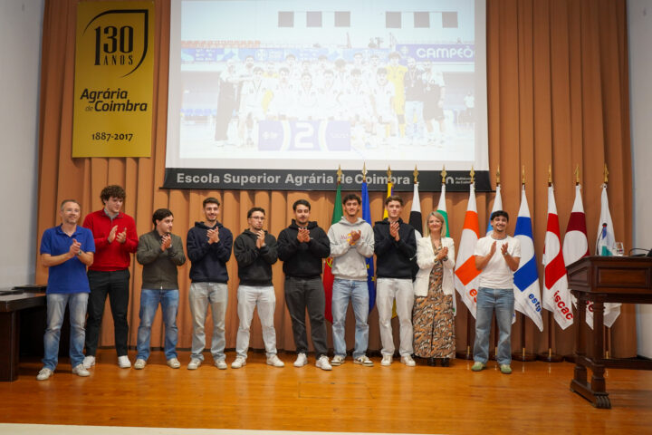 Equipa de Futsal Masculino homenageada pela conquista da Medalha de Prata nos CNU 2026